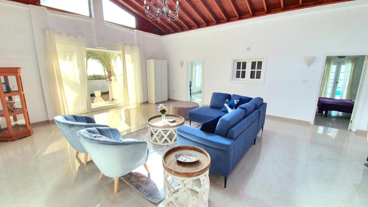 Stunning Sea View Villa With 6 Bedrooms & Heated Pool - Villa Renaissance Playa Blanca Dış mekan fotoğraf