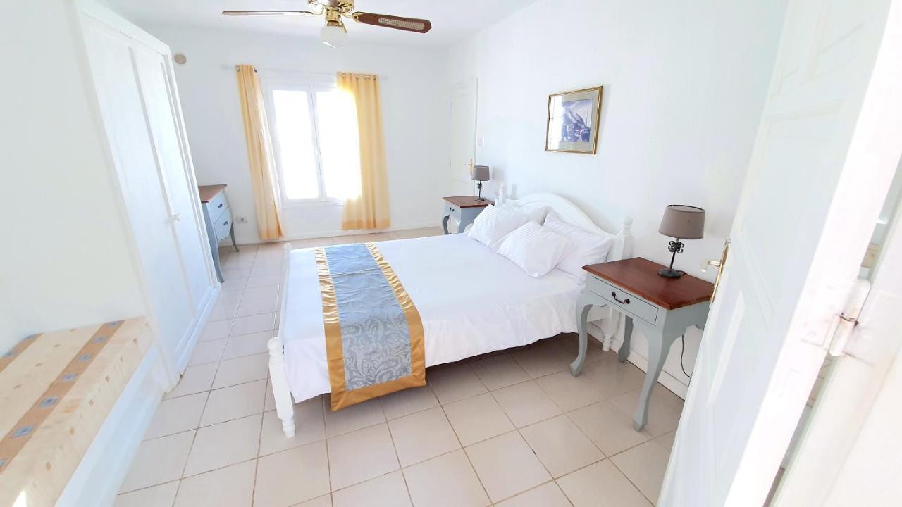 Stunning Sea View Villa With 6 Bedrooms & Heated Pool - Villa Renaissance Playa Blanca Dış mekan fotoğraf
