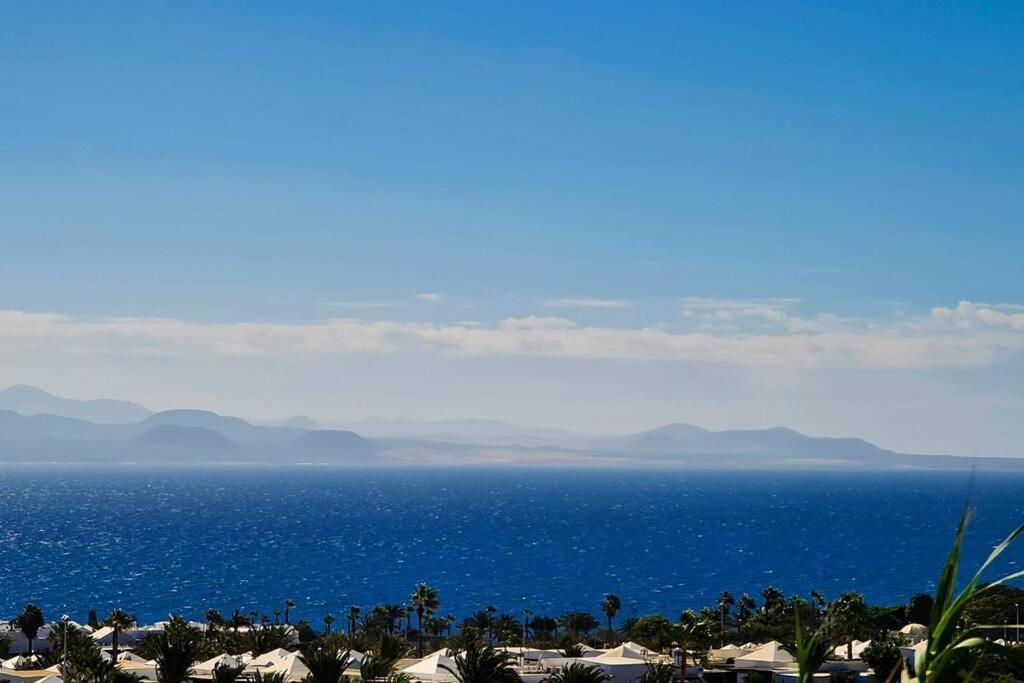 Stunning Sea View Villa With 6 Bedrooms & Heated Pool - Villa Renaissance Playa Blanca Oda fotoğraf